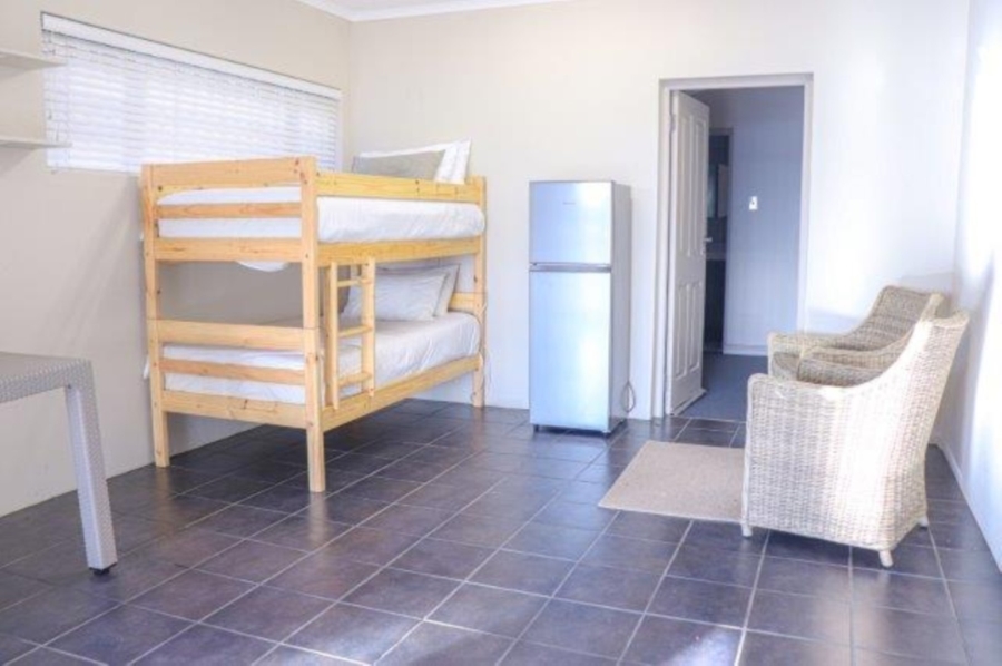 To Let 3 Bedroom Property for Rent in Onrus Western Cape